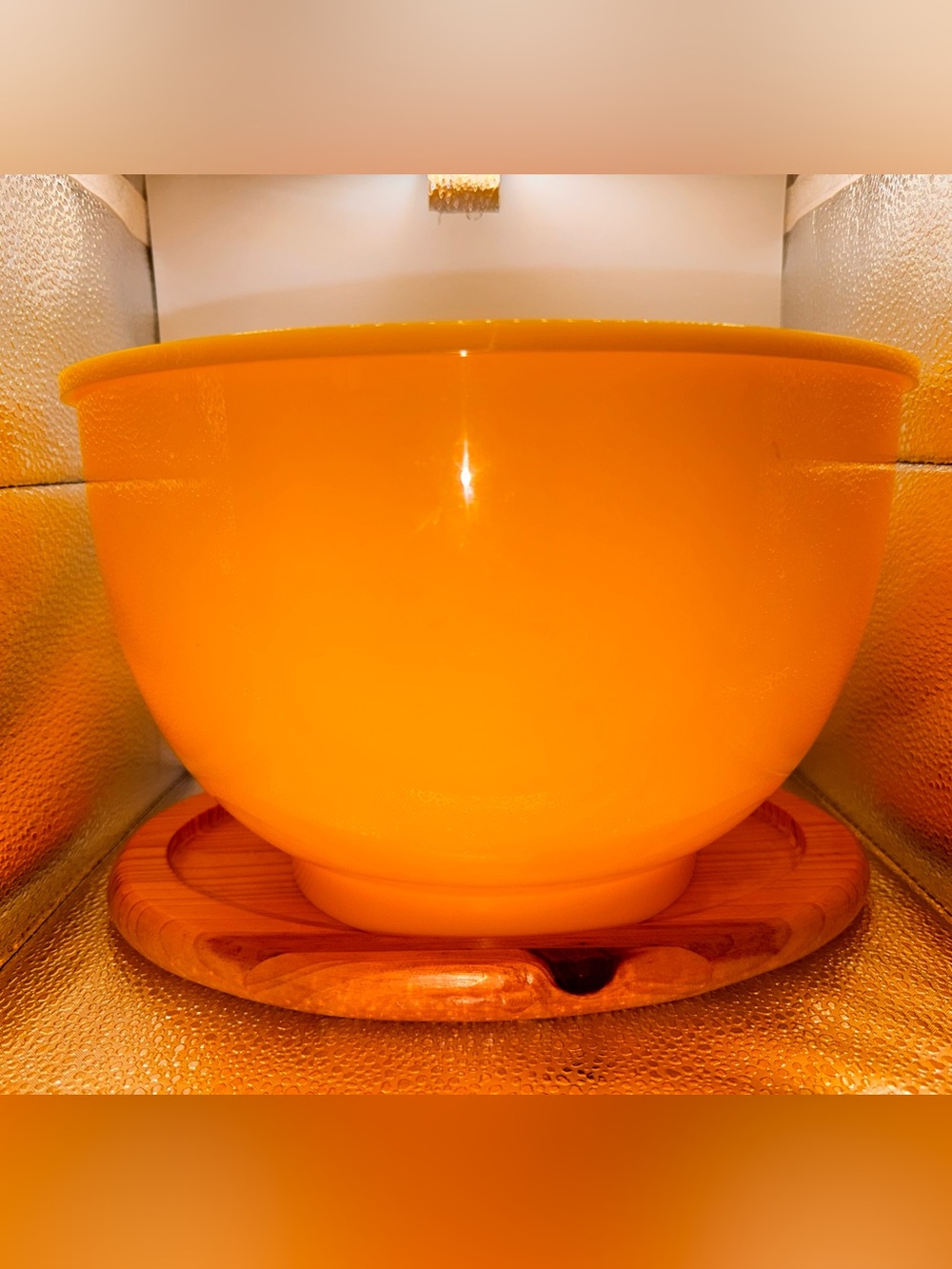 DANSK SERVING/MIXING BOWL YELLOW MELAMINE 1970s DESIGNED BY GUNNAR CYREN